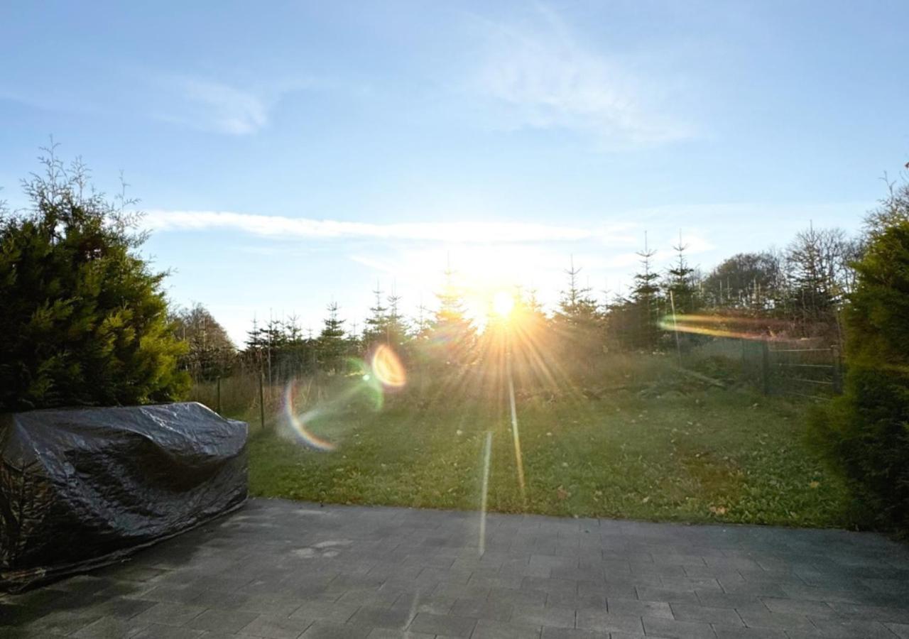 Greenhouse Living Apartment Nivis Mit Garten - 4 Minuten Nach Winterberg - Wandern, Mountainbike Fahren - Natur Geniessen メーデバッハ エクステリア 写真
